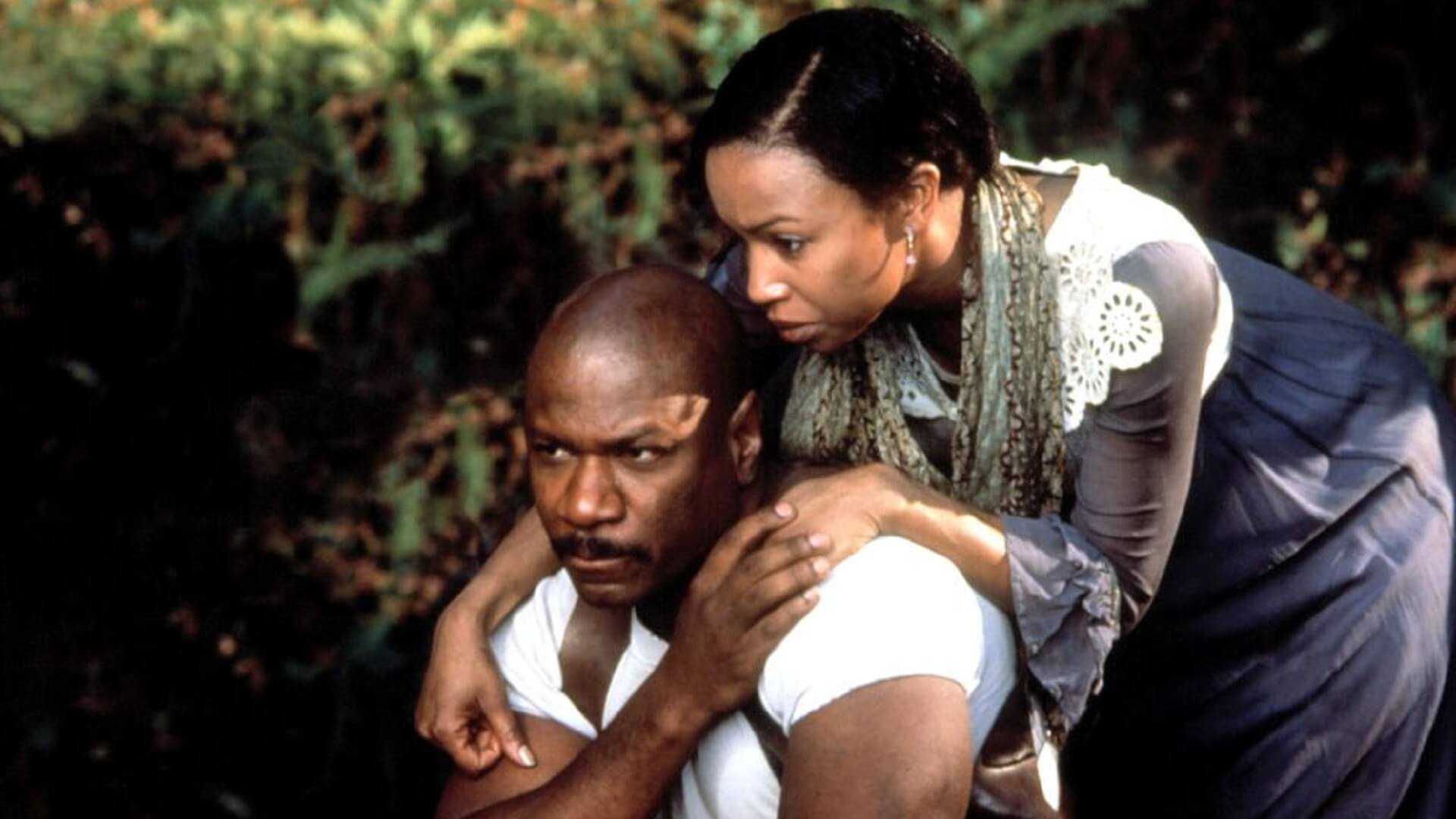 Mann (Ving Rhames) being comforted by Aunt Sarah (Esther Rolle) in 'Rosewood'